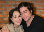 Elsa Huerta y su hijo Danilo Carrera, quien es un actor muy conocido