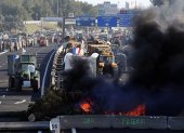 Los agricultores franceses bloquean la autopista A9 durante una manifestación en Nimes, región de Occitania, en el sur de Francia, el 25 de enero de 2024.HORCAJUELO