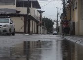 Calles. En tramos de cuatro manzanas y otros sectores se concentra el agua de lluvias, con medio aguacero.