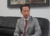 Diplomático.- Augusto H. T. Liao representante gubernamental de la Oficina Comercial de Taipei . Taiwán, en Ecuador.