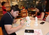 Con los talleres las parejas crean vínculos y pueden interactuar con otras personas