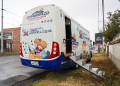 El llamado "Bus de Animación Cultural y Digital" el 5 de febrero de 2024, en Riobamba (Ecuador).