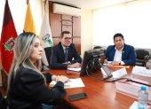 Milena Charfuelan, Eduardo Peña Hurtado y Richard Gómez, en una reciente sesión del actual Consejo Directivo.
