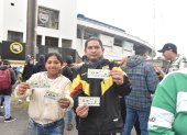 Los hinchas del Ídolo salieron felices con sus entradas para la Noche Amarilla.