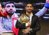 El luchador hispano georgiano Ilia Topuria, de 27 años, campeón del mundo de artes marciales mixtas de la UFC en peso pluma. Destronó al australiano Alexander Volkanovski.