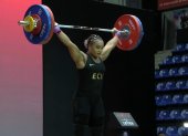 Neisi Dajomes durante el Panamericano de Pesas, que se cumple en Caracas.