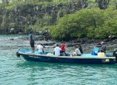 El turismo es una de las principales fuentes de ingreso de las islas Galápagos.