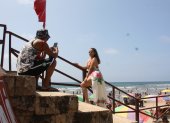 Efecto. Las playas permanecieron llenas todo el fin de semana.