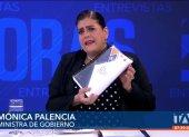 Entrevista. En Teleamazonas, la ministra del Interior exhibió "la muestra de lo que hemos trabajado del Plan Fénix".