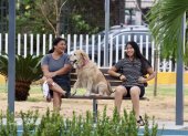 Apenas el parque fue inaugurado, empezaron a llegar los vecinos en compañía de sus familias y mascotas.
