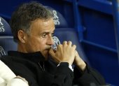 Luis Enrique, al frente del PSG, enfrentará a su exequipo, Barcelona.