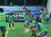 El profesor Hernán Torres tendría planificado hacer cambios ofensivos en la alineación de Emelec, tomando en cuenta la lesión de Juan Pablo Ruiz y la suspensión de Facundo Castelli por acumulación de amarillas.