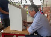 Guillermo Lasso votó esta tarde en Guayaquil.