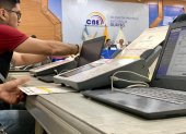Desde el Centro de Procesamiento Electoral (CPE) se escanea las actas con los resultados del proceso de sufragio PPL y Voto En Casa.