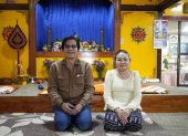 Los laosianos residentes en Aikawa, Bouahieng Vongpadith y Bounpheng.