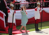 La presidenta del Perú Dina Boluarte, asiste a la ceremonia del 27 aniversario del operativo de rescate Chavín de Huántar, el lunes 22 de abril de 2024 en Lima.