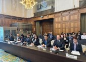 El equipo mexicano durante la audiencia sobre medidas provisionales del caso México contra Ecuador ante la CIJ.