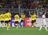 Dortmund (Germany), 01/05/2024.- Dortmund"s Niclas Fuellkrug (C) celebrates with teammates after scoring the 1-0 goal during the UEFA Champions League semi final, 1st leg match between Borussia Dortmund and Paris Saint-Germain in Dortmund, Germany, 01 May 2024. (Liga de Campeones, Alemania, Rusia) EFE/EPA/CHRISTOPHER NEUNDORF