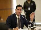 El ministro de Energía encargado, Roberto Luque, comparece ante la Comisión de Fiscalización.