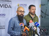 Bogotá. Carlos Carrillo (i), director general de la UNGRD, durante una rueda de prensa.