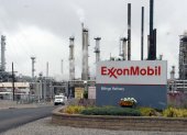 Empresa.- La fachada de la compañía Exxon Mobil.