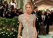 Jennifer Lopez en la pasada alfombra roja de la gala del MET.