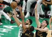 Tatum aportó un doble-doble, con 33 puntos y 13 rebotes.