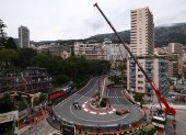 Monaco (Monaco), 24/05/2024.- Haas driver Kevin Magnussen (L) of Denmark and Scuderia Ferrari driver Charles Leclerc of Monaco in action during the first practice sesssion at the Formula One Grand Prix of Monaco at the Circuit de Monaco in Monte Carlo, Monaco, 24 May 2024. The Formula One Grand Prix of Monaco takes place on 26 May 2024. (Fórmula Uno, Dinamarca) EFE/EPA/ANNA SZILAGYI