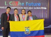 a delegación de la UDLA que participó en representación de Ecuador y América Latina en la Huawei ICT Competition 2023-2024