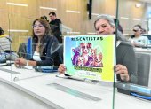 Animalistas asistieron a la sesión de la Comisión de Salud en el Concejo.