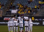 Jugadores ecuatorianos en cancha.