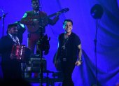 El artista mexicano Christian Nodal durante su concierto en Machala, la noche de este jueves 13 de junio.