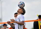 Fotografía cedida este viernes por la Federación Colombiana de Fútbol que muestra al jugador Richard Ríos, durante la jornada de entrenamiento realizada en Houston (Estados Unidos).