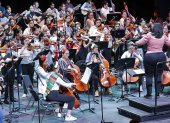 Integrantes del Mariachi Femenil de Tecolotlán "Ana Bertha Lepe" ensayan el 22 de junio de 2024 en el Centro Nacional de las Artes Delia Zapata Olivella, en Bogotá (Colombia).