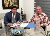 José Jouvín, presidente del Consejo Directivo Nacional de Solca en fotografía con el Secretario de Administración de la Presidencia Arturo Félix.
@SecretariaEc
 concluyó en un