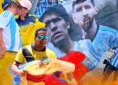 Los hinchas de ambos equipos han arribado al estadio para apoyar a su selección, a la espera de que avancen a la semifinal de la Copa América