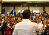 Henry Cucalón anuncia su precandidatura presidencial para 2025.