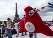 La Phryge olímpica es la mascota de París 2024 que viene de los tradicionales y pequeños gorros frigios