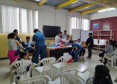 Salud. Más de 800 niños y jóvenes son beneficiados en la campaña.