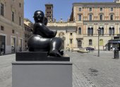 El mundo del artista llega por primera vez a Roma, donde paseantes y turistas podrán admirar en lugares tan emblemáticos como la plaza del Pueblo o la plaza de España.