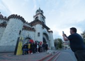 La Puerta de Entrada de la ciudad de Loja atrae a turistas.
