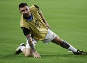 Messi fue sacado del campo luego de una lesión en la final de la Copa América.