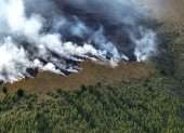 Un incendio forestal de gran magnitud se registró en el cerro Sincholagua, sector Pintag,