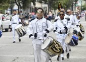 Jornada. Con bastones e instrumentos musicales los estudiantes participaron en el desfile, este fin de semana.