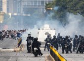 Ciudadanos se organizan y salen a protestar en Venezuela, tras la proclamación de los resultados de las elecciones presidenciales.