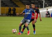 El estadio Olímpico Atahualpa, de Quito, alberga este reñido encuentro.