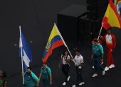 Los medallistas Lucía Yépez y Daniel Pintado fueron los abanderados en la ceremonia de clausura de París 2024.