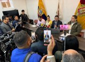 Rueda de prensa de asambleístas de Azuay sobre informe de investigación al Sindicato del IESS.