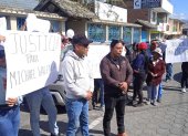Cayambe. Los parientes de la víctima se organizaron para realizar un plantón en la Fiscalía de esta ciudad.