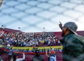 La barra Muerte Blanca, de Liga de Quito, prometió llegar en gran número hoy al estadio Rodrigo Paz Delgado para apoyar a su equipo ante Barcelona.